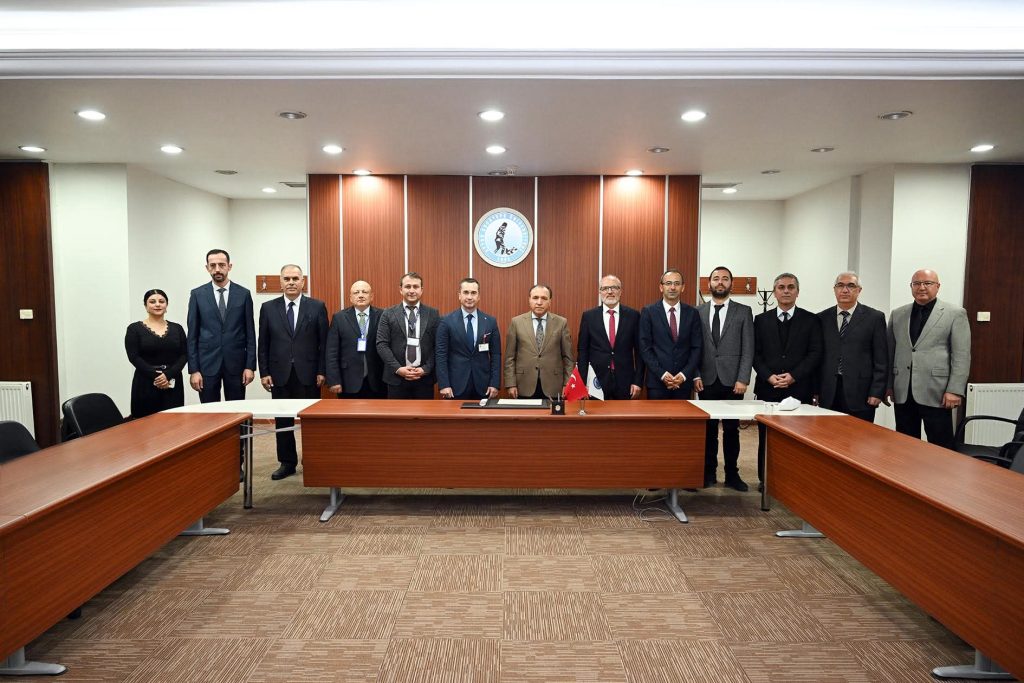 AKÜ Turizm İşletmeciliği Bölümünde Akreditasyon Toplantısı