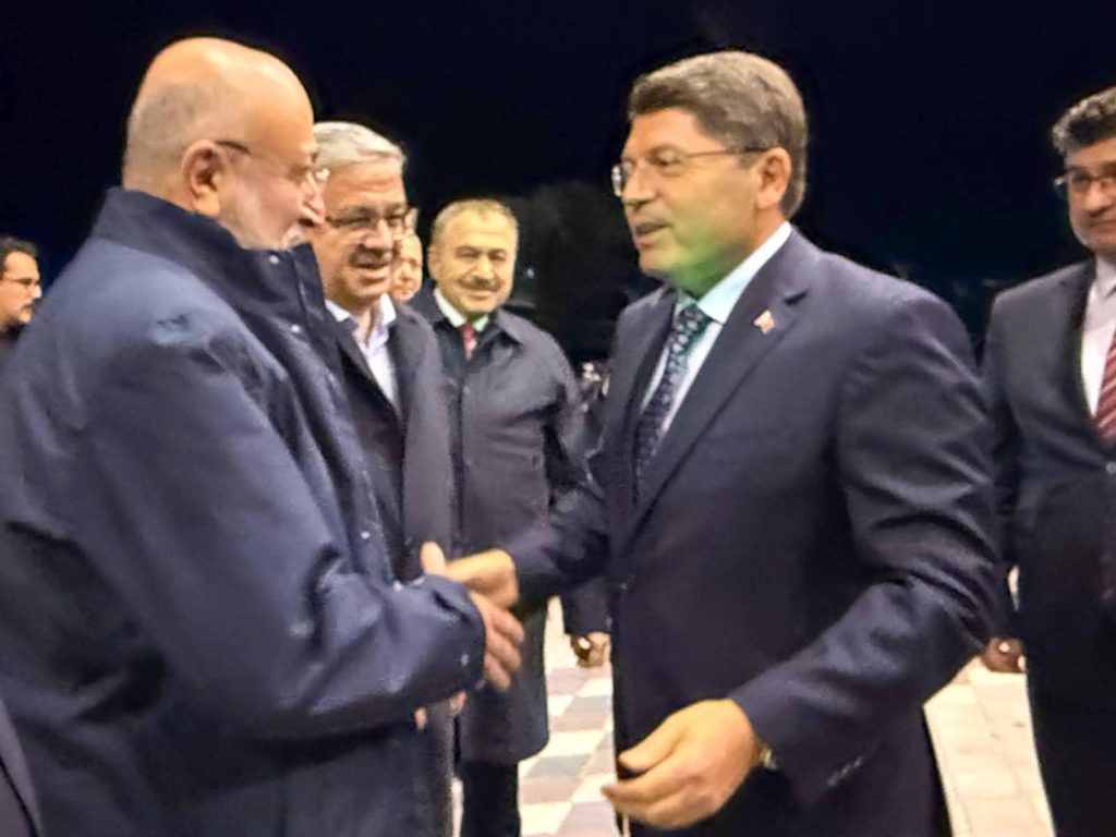 Adalet Bakanı Tunç Afyon’da