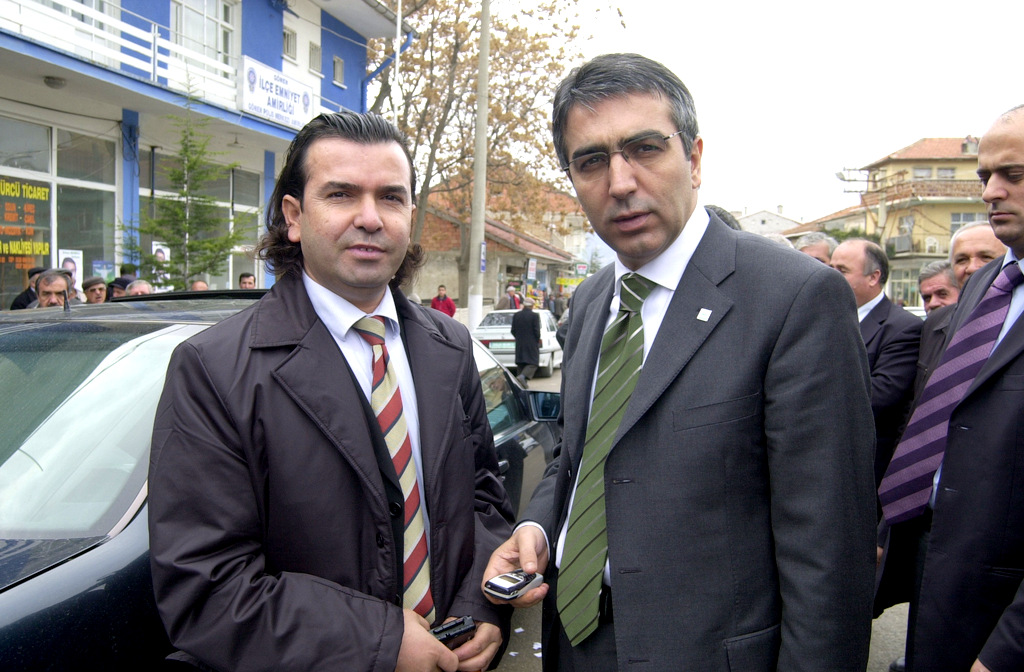 ERKAN MUMCU