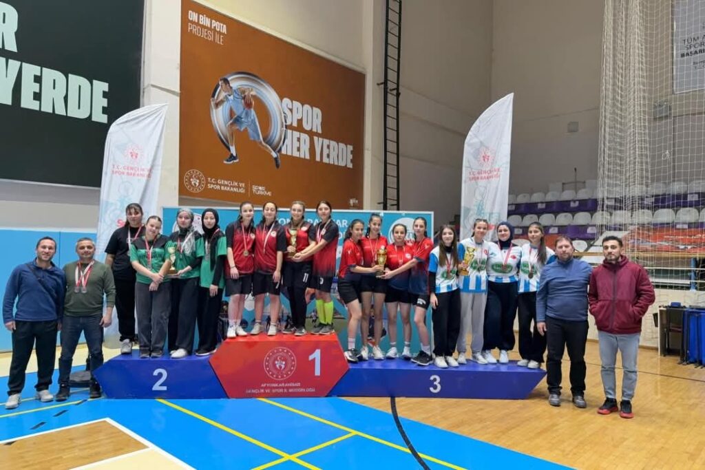 Okul Sporları Gençler Masa Tenisi Müsabakaları Tamamlandı