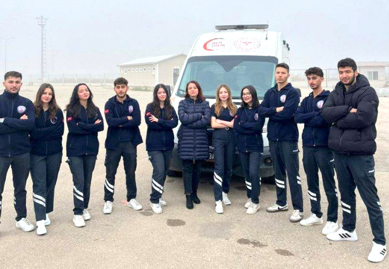 Öğrenciler Ambulans Sürüş Güvenliği Eğitimi Aldı