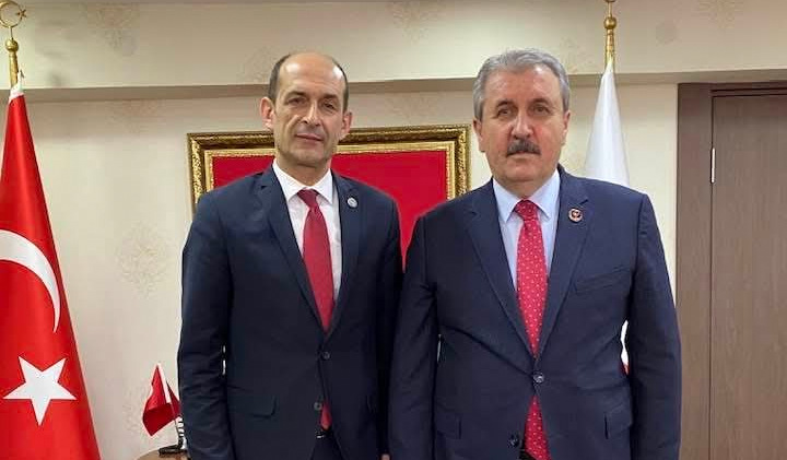 Türkiye yeni bir kavramla tanıştırılıyor: “Suça karışmamış PKK’lı.”