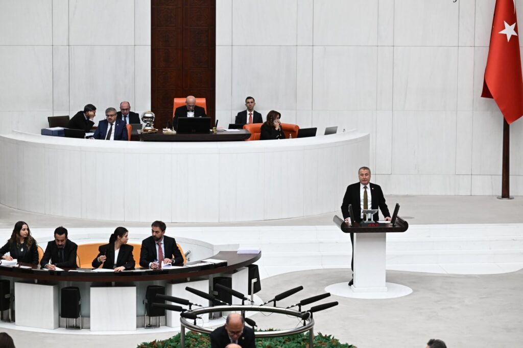 “Afyon’da Üretici Donla Değil, Sistemle Donuyor”