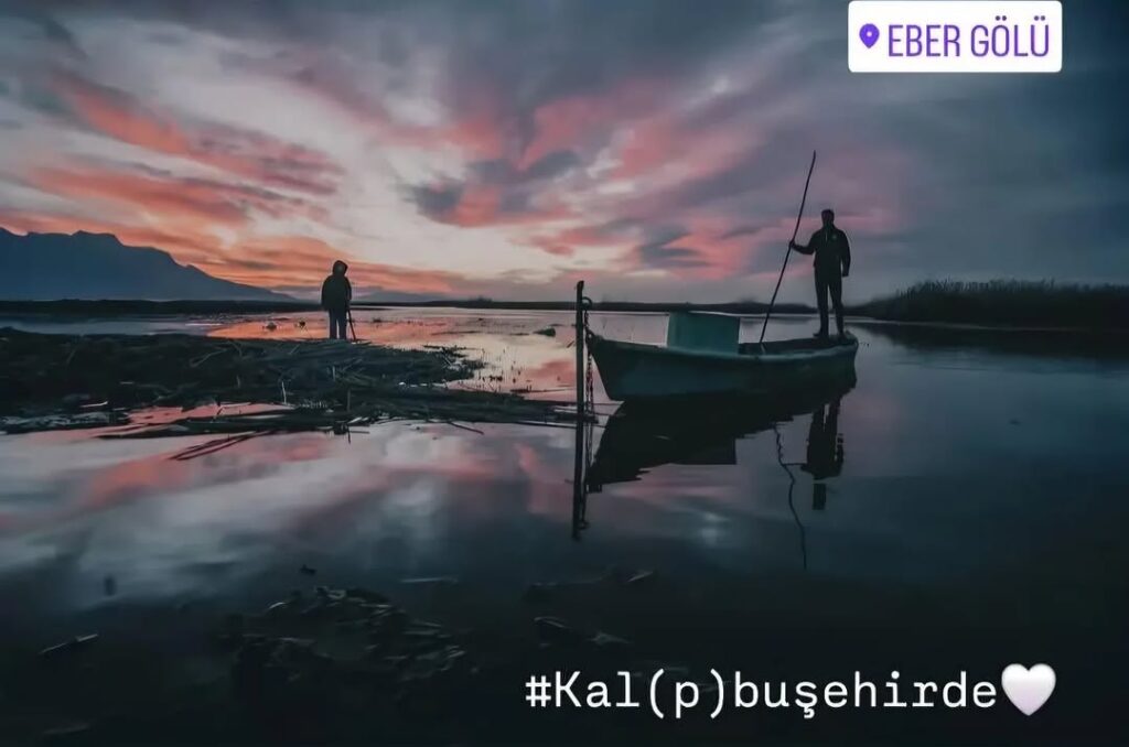 Afyonkarahisar Valisi Doç. Dr. Kübra Güran Yiğitbaşı, Eber Gölü’nün Eşsiz Güzelliğini Paylaştı