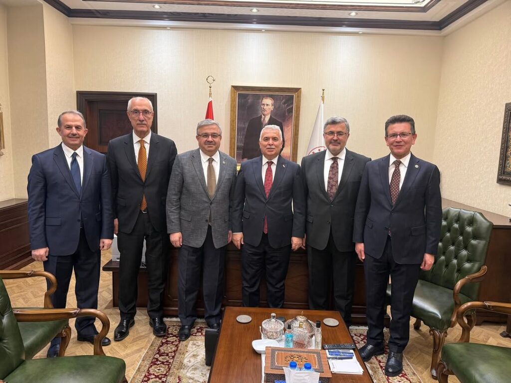 Ak Parti Afyonkarahisar Milletvekili Ali Özkaya, İçişleri Bakanlığı Personel Genel Müdürü Aziz Yıldırım’ı Ziyaret Etti