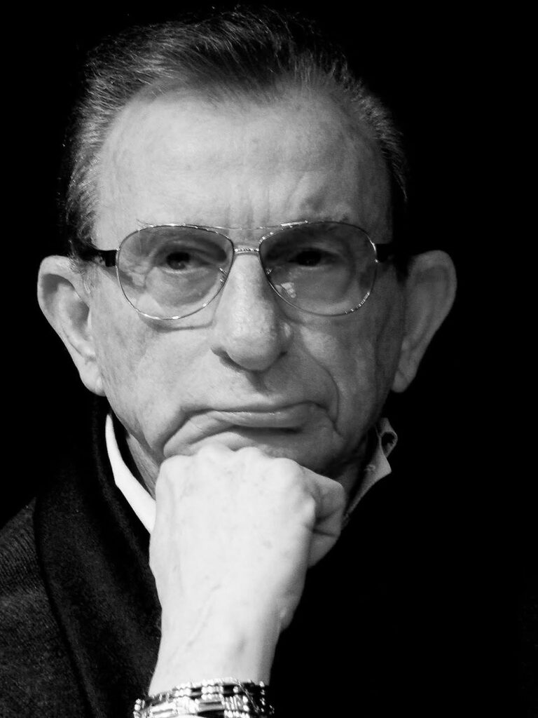 Türk Tiyatrosunun Usta İsmi Haldun Dormen Vefat Etti