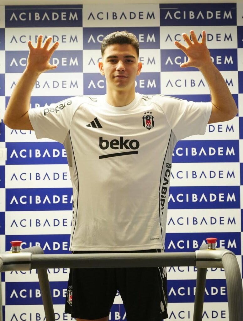 Beşiktaş’ın Yeni Transferi Yasin Özcan Sağlık Kontrolünden Geçti