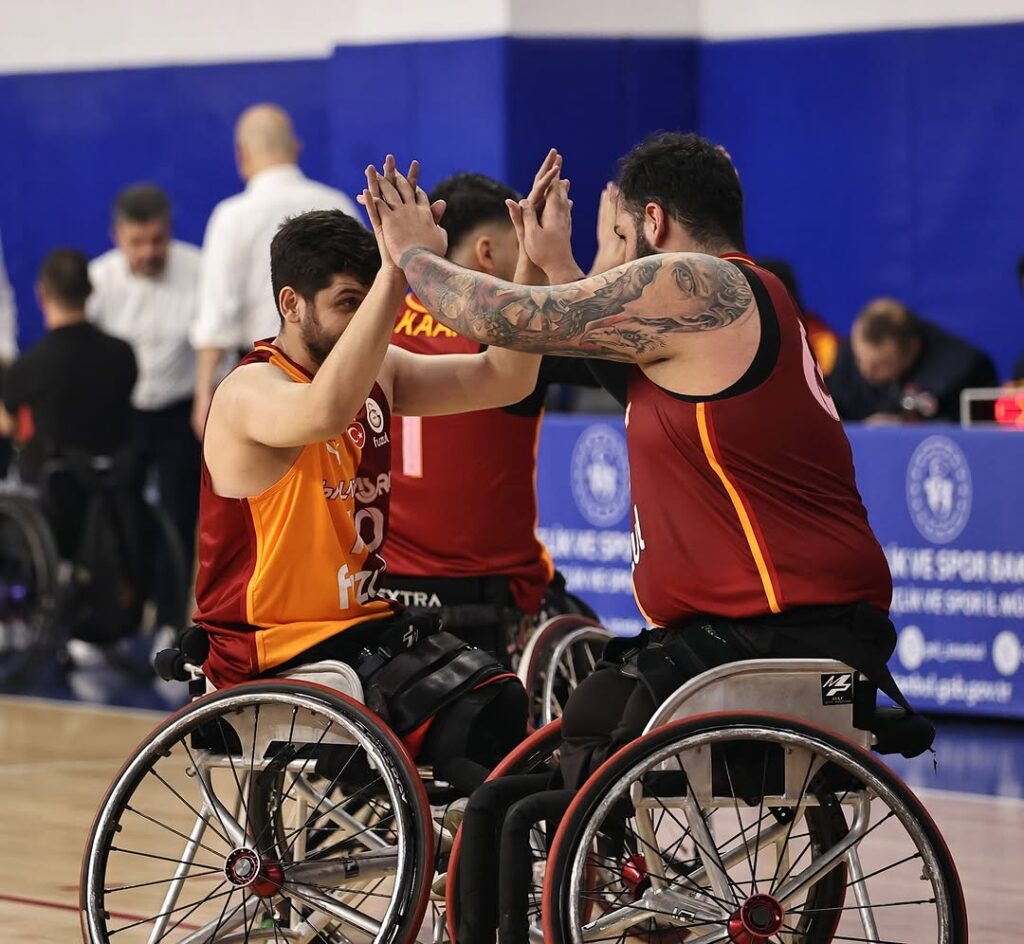 Galatasaray Ailesine Günaydın Mesajı