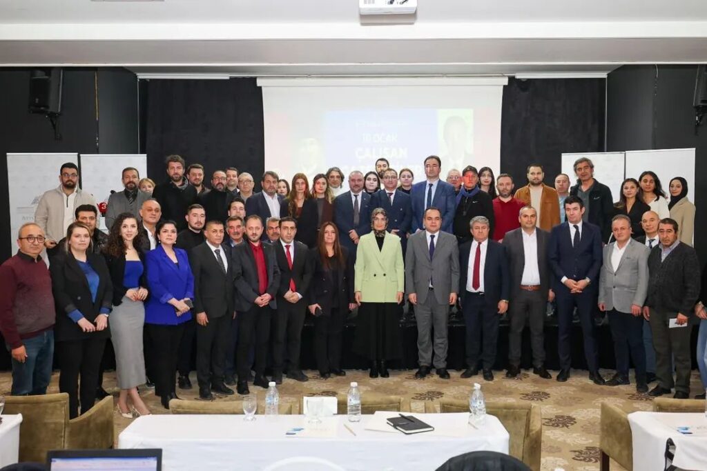 Vali Yiğitbaşı, 10 Ocak Çalışan Gazeteciler Günü’nde Basın Mensuplarıyla Bir Araya Geldi