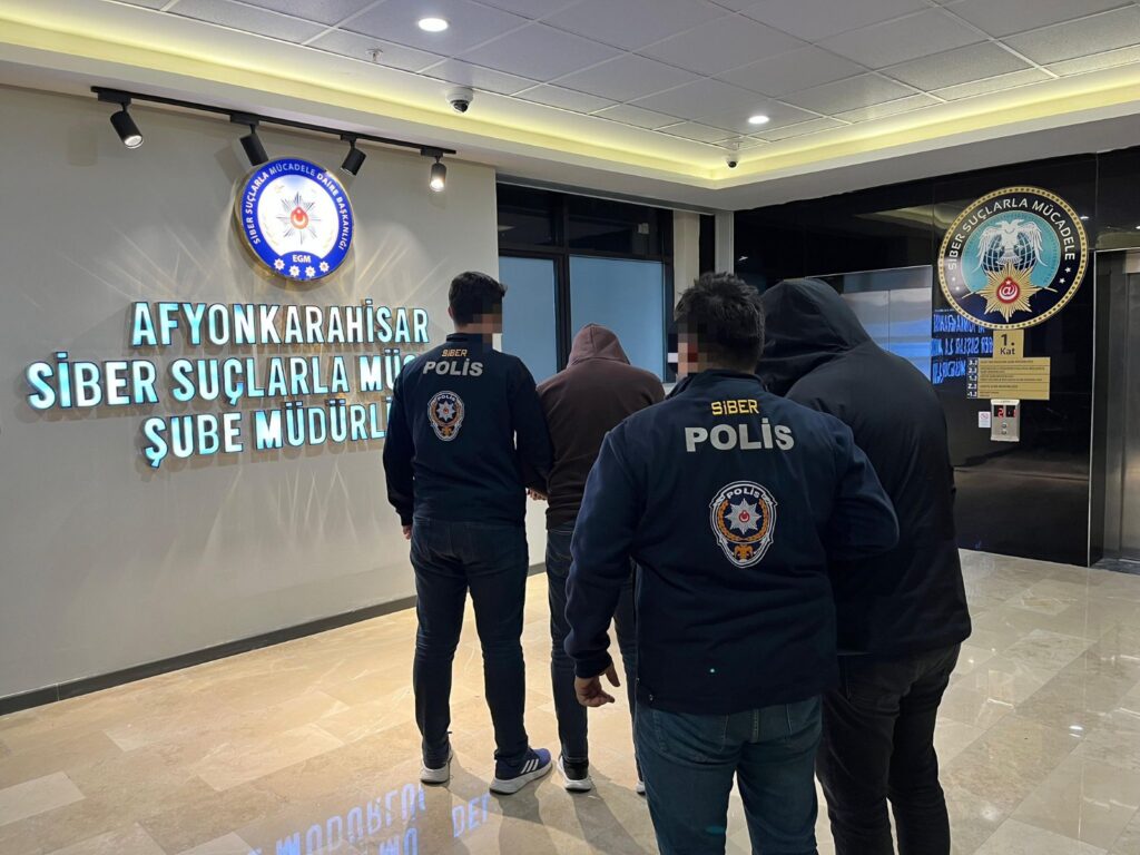 Afyonkarahisar’da Sahte İnternet Sitesi Dolandırıcılığı: 1,65 Milyon TL’lik Vurgun
