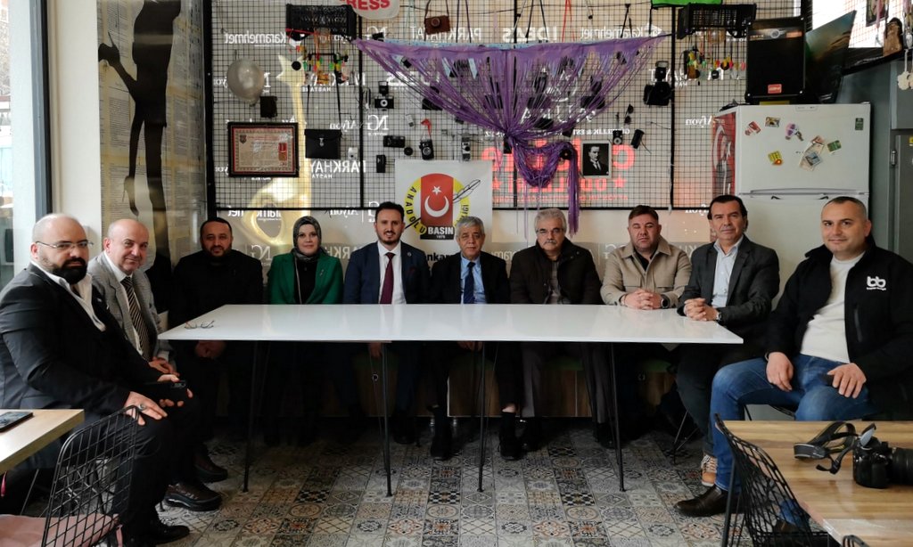 Anahtar Parti Merkez İlçe Teşkilatı’ndan ABB Afyonkarahisar Şubesi’ne Ziyaret