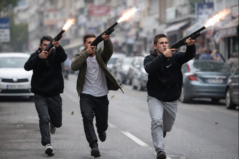 Yeşilyol Caddesi’nde Pompalı Silahla Havaya Ateş Açıldı: Kısa Süreli Panik Yaşandı