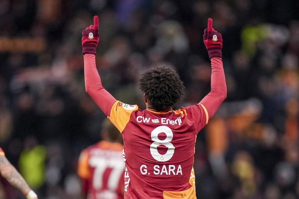 Galatasaray Futbol Takımı Son 3 Lig Maçında 4 Gol Atarak Başarılı Performans Sergiledi