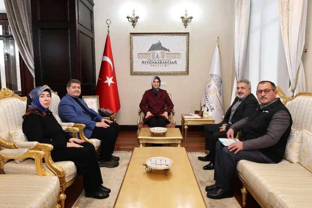 Afyonkarahisar Valiliği, Hasene Vakfı Heyetini Kabul Etti