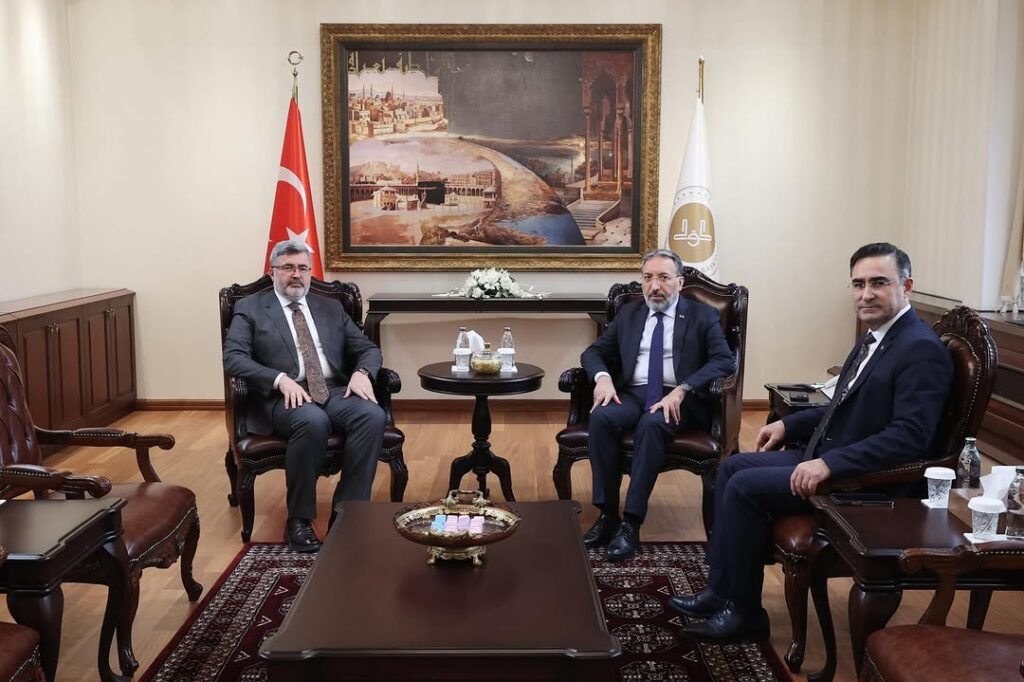 Ak Parti Milletvekili Hasan Arslan, Diyanet İşleri Başkanı Safi Arpaguş’u Ziyaret Etti