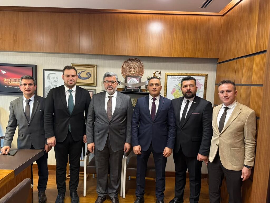 AK Parti Dinar İlçe Başkanı Hüseyin Demir ve Dinar Tarım Orman Müdürü Yavuz Karakuyu’nun Gazi Meclisi Ziyareti