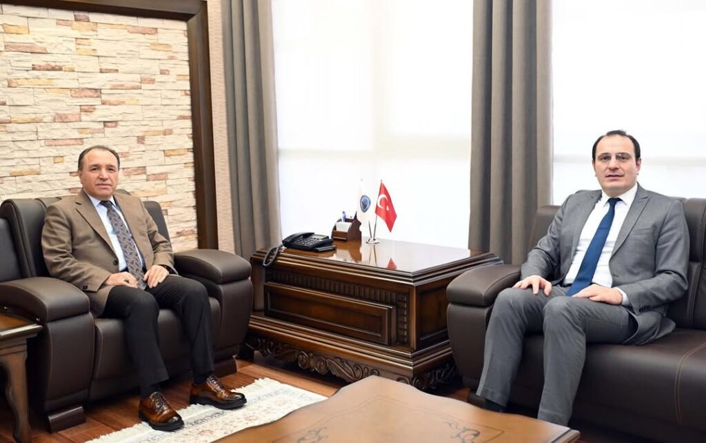 Çay Kaymakamı Hasan Hüsnü Toker, Rektör Prof. Dr. Mehmet Karakaş’ı Ziyaret Etti