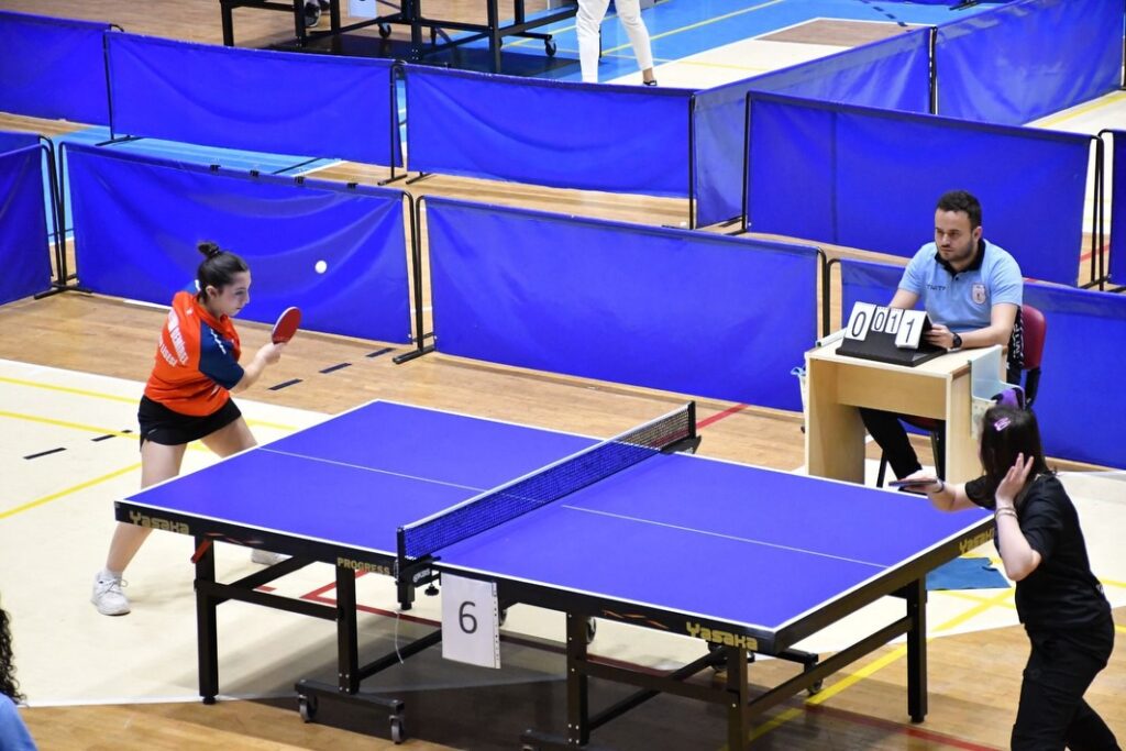 Afyonkarahisar’da Okul Sporları Masa Tenisi Gençler Grup Müsabakaları Sona Erdi