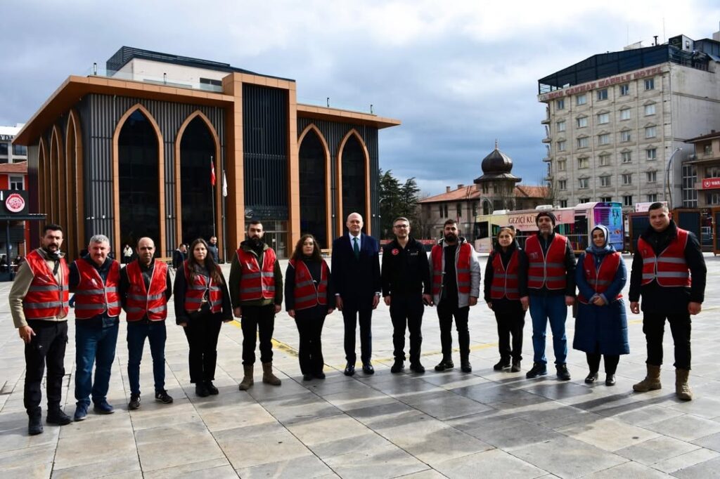 Afyonkarahisar Gençlik ve Spor İl Müdürlüğü’nün Deprem Anma Etkinliği