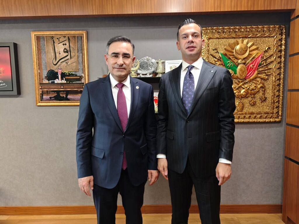 Ak Parti Milletvekili Hasan Arslan, Sinanpaşa Kaymakamı Emrah Aslan’ı Gazi Meclis’te Ağırladı