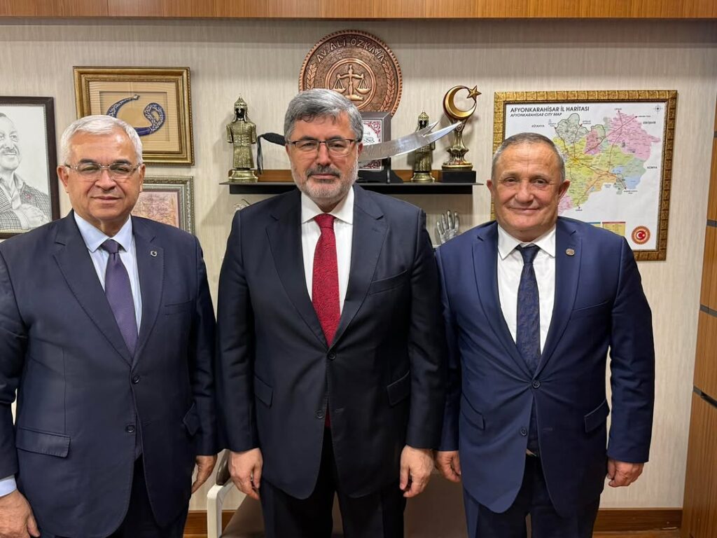 AK Parti Sinanpaşa İlçe Başkanı ve Akören Belediye Başkanı Gazi Meclis’te Misafir Edildi