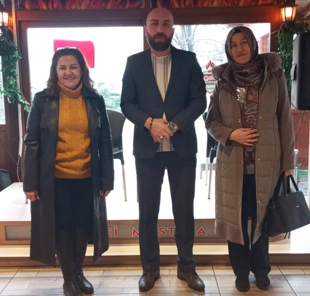 AK Parti Afyonkarahisar İl Kadın Kolları’ndan Esnaf Ziyareti