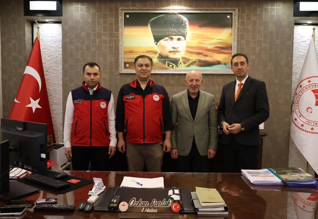 Afyonkarahisar İl Genel Meclis Başkanı ve Tarımsal Hizmetler Müdürü İl Tarım ve Orman Müdürü’nü Ziyaret Etti