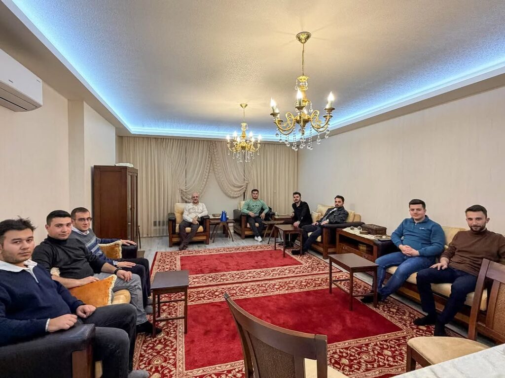 AK Parti Afyonkarahisar İl Başkanlığı’ndan Gençlerle Gönül Sohbeti