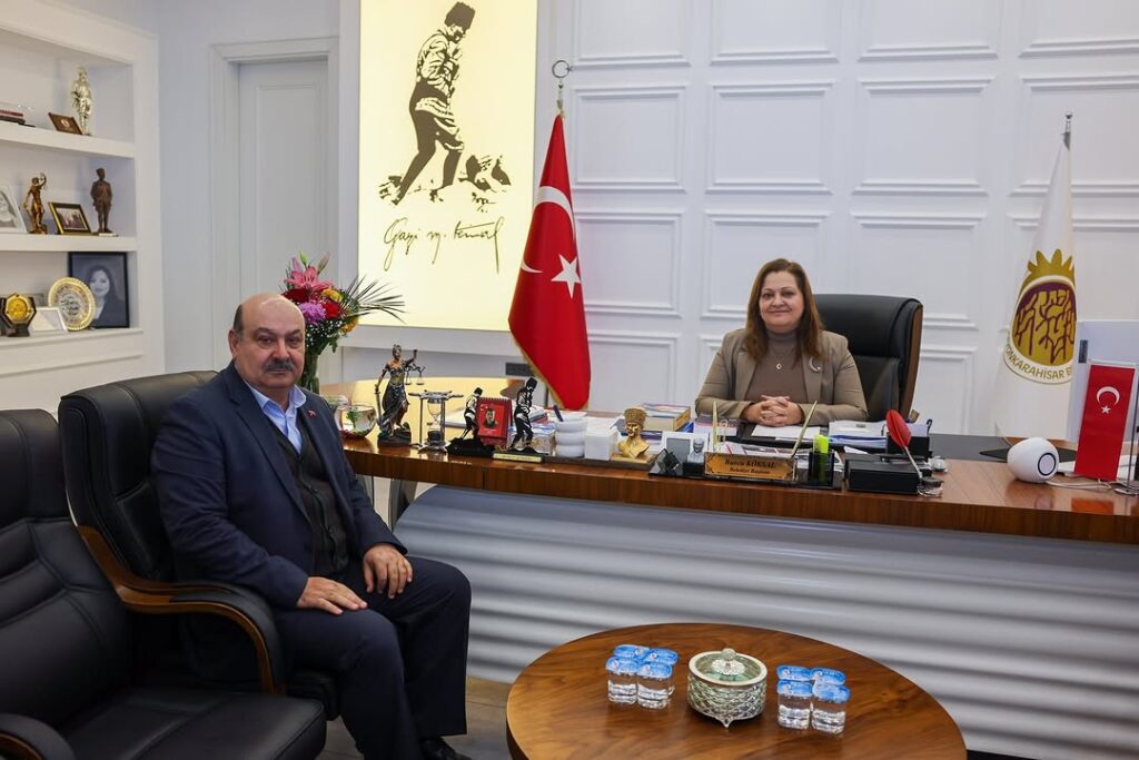 Afyonkarahisar Belediye Başkanı Burcu Köksal, Önceki Dönem Esnaf ve Sanatkarlar Odaları Birliği Yönetim Kurulu Başkanı Abdülkadir Konak ile Görüştü