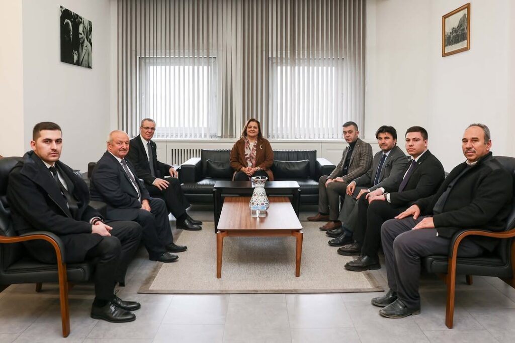 Yeniden Refah Partisi heyeti Afyonkarahisar’da görüş alışverişinde bulundu