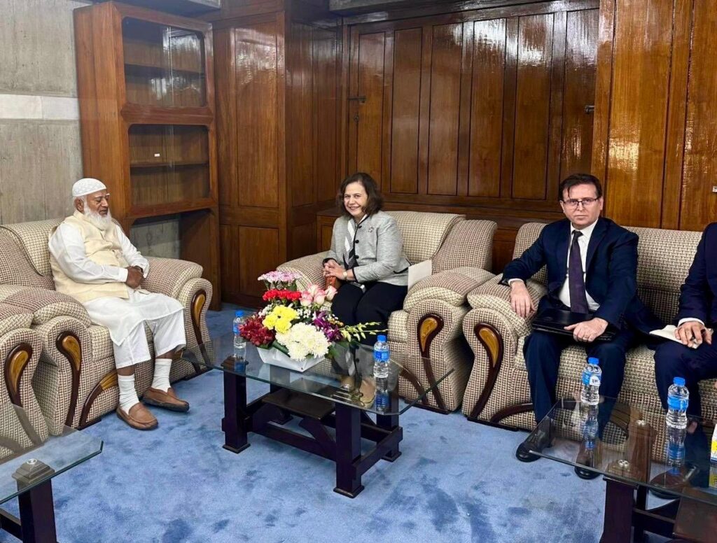 Bakan Yardımcısı Bangladeş’te Görüşme Gerçekleştirdi