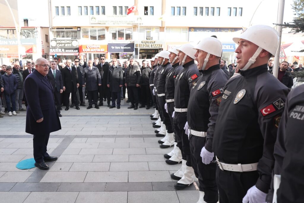Bakan Güler Bayburt’ta