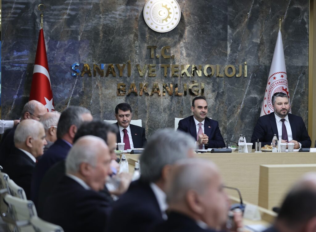 Ankara’da İftar ve Toplantı