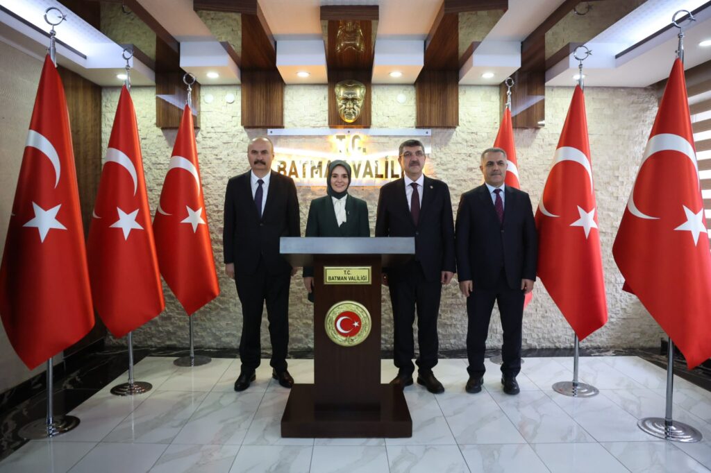 Bakan Özdemir Göktaş Batman’da