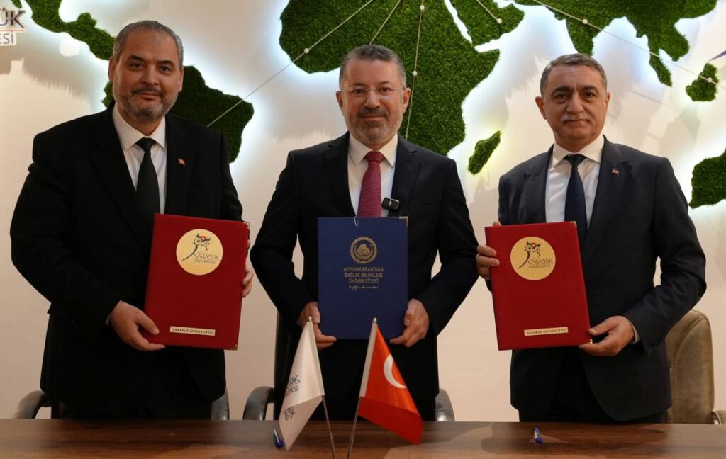AFSÜ, AHİ EVREN VE KARABÜK ÜNİVERSİTELERİ PROTOKOL İMZALADI