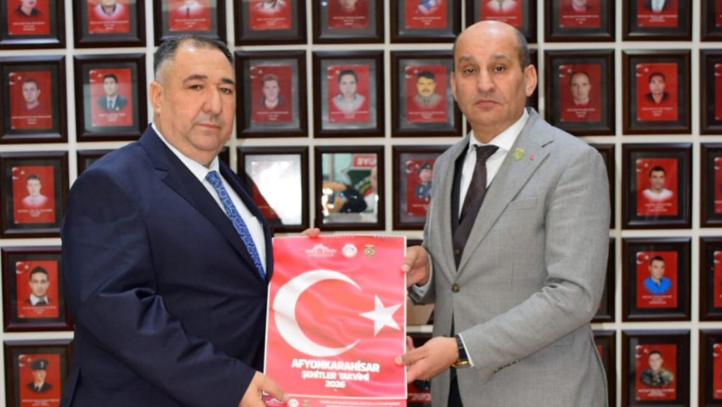 İYİ PARTİ İL BAŞKANI MISIRLIOĞLU’NDAN ŞEHİT AİLELERİ VE GAZİLER DERNEĞİ’NE ZİYARET