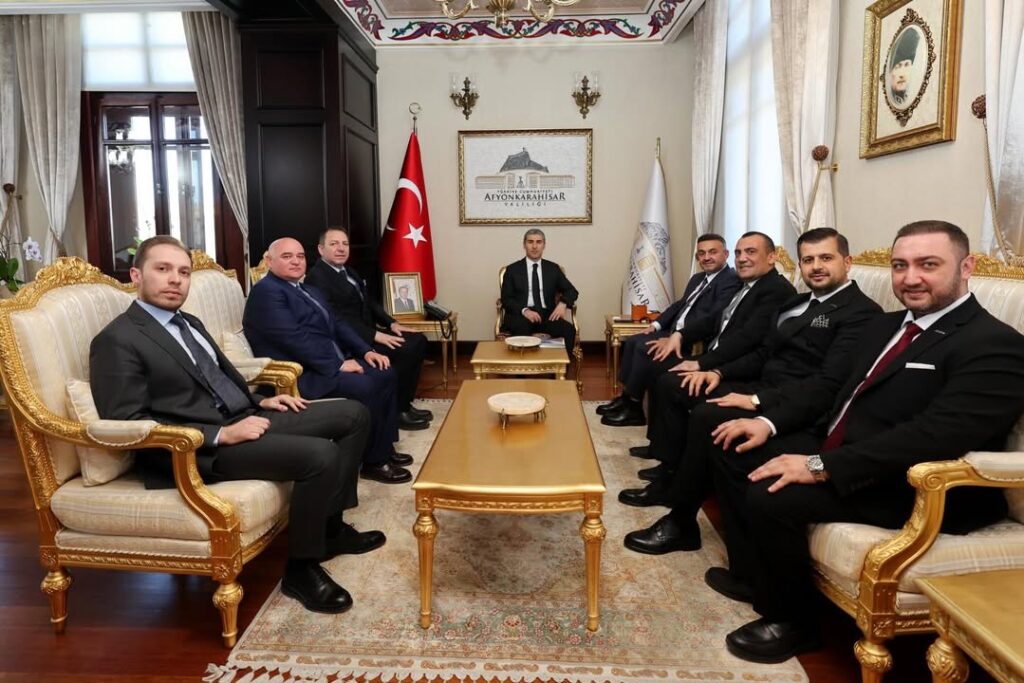 Afyonkarahisar Valiliği’nin Paylaşımı: Vali Dr. Naci Aktaş, Sivil Toplum Kuruluşlarıyla Bir Araya Geldi