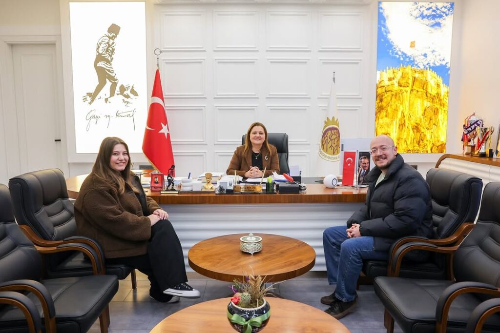 AfyonKarahisar Belediyesi Dedublüman Grubu Müzisyenlerini Ağırladı
