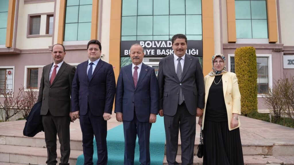 Afyonkarahisar Milletvekili Mehmet Taytak’tan Bolvadin Belediye Ziyareti