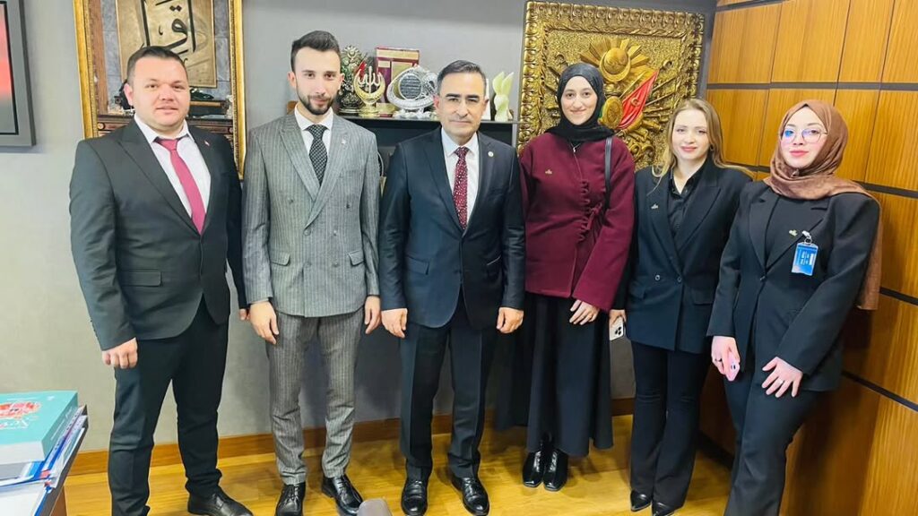 Afyonkarahisar AK Parti Milletvekili Dr. Hasan Arslan’ın İl Gençlik Kolları Ziyareti