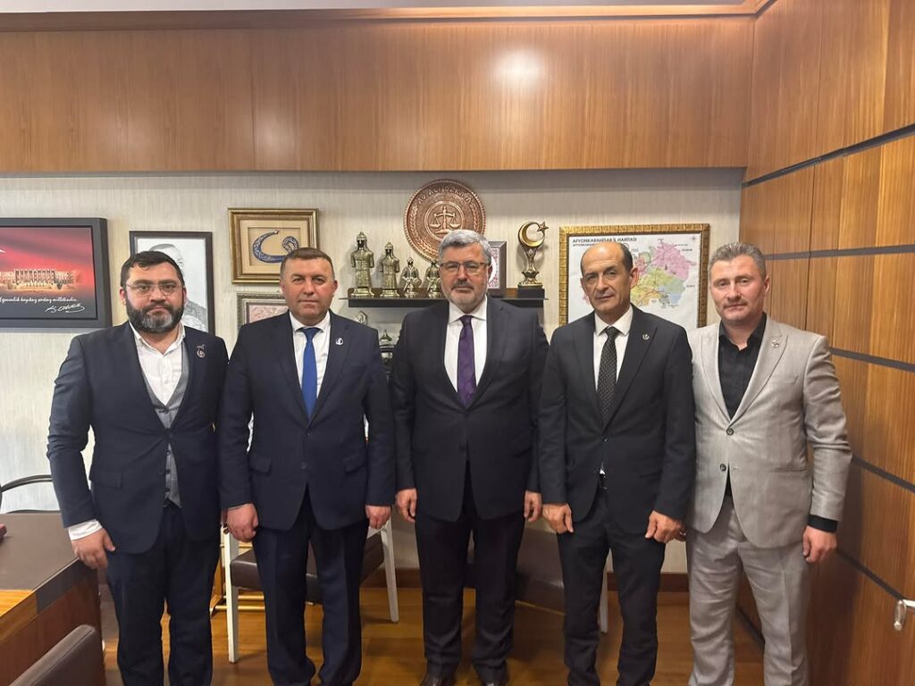 BBP Afyonkarahisar İl Başkanı ve Yardımcıları Gazi Meclisinde Misafir Edildi