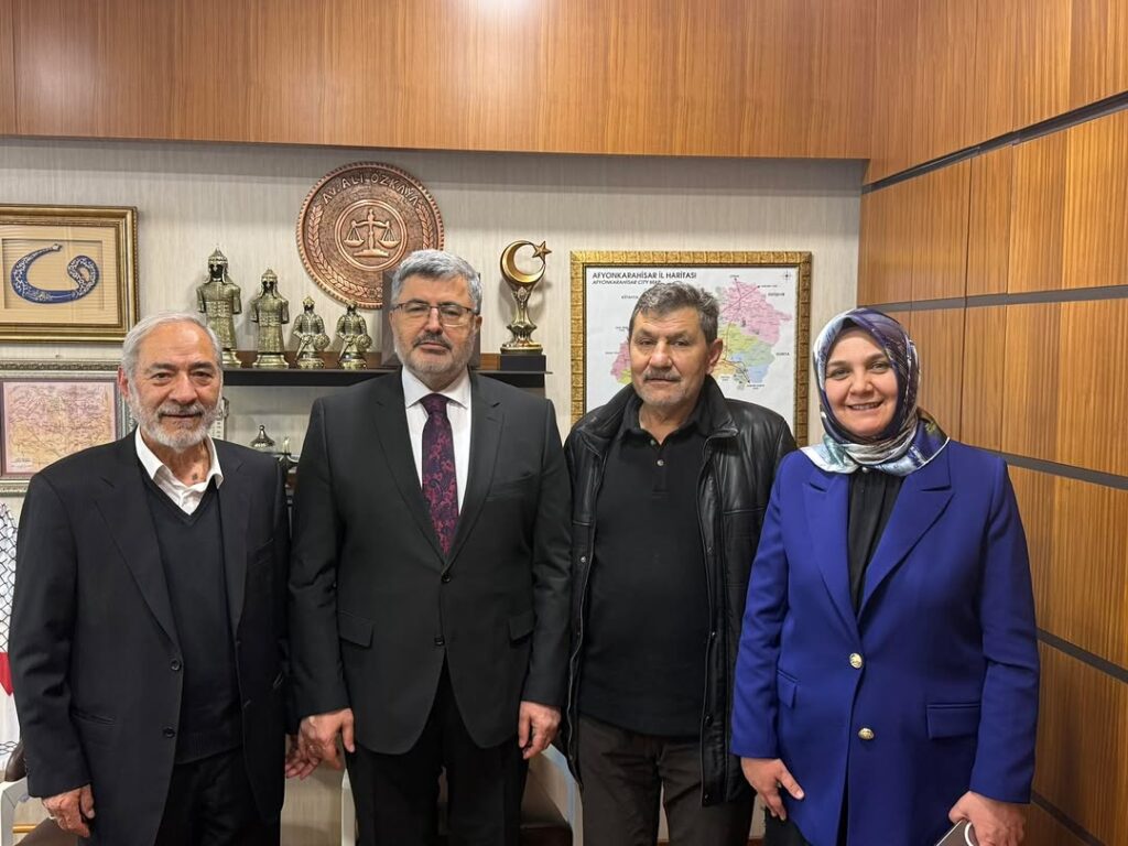 AK Parti Afyonkarahisar Milletvekili Halil Ürün ve AK Parti Keçiören İlçe Başkanı Emin Yıldırım Gazi Meclis’te