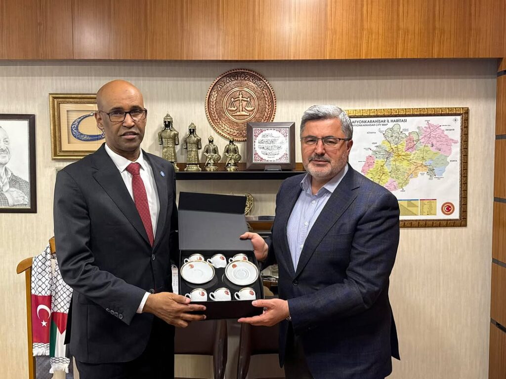 Somali Büyükelçisi Gazi Meclis’te Ağırlandı