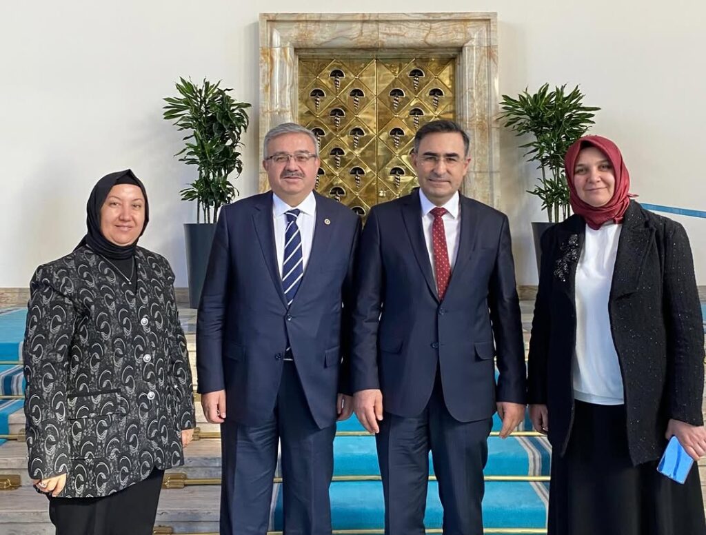 Milletvekili Hasan Arslan, İhsaniye ve İscehisar Belediye Başkanlarını TBMM’de Ağırladı