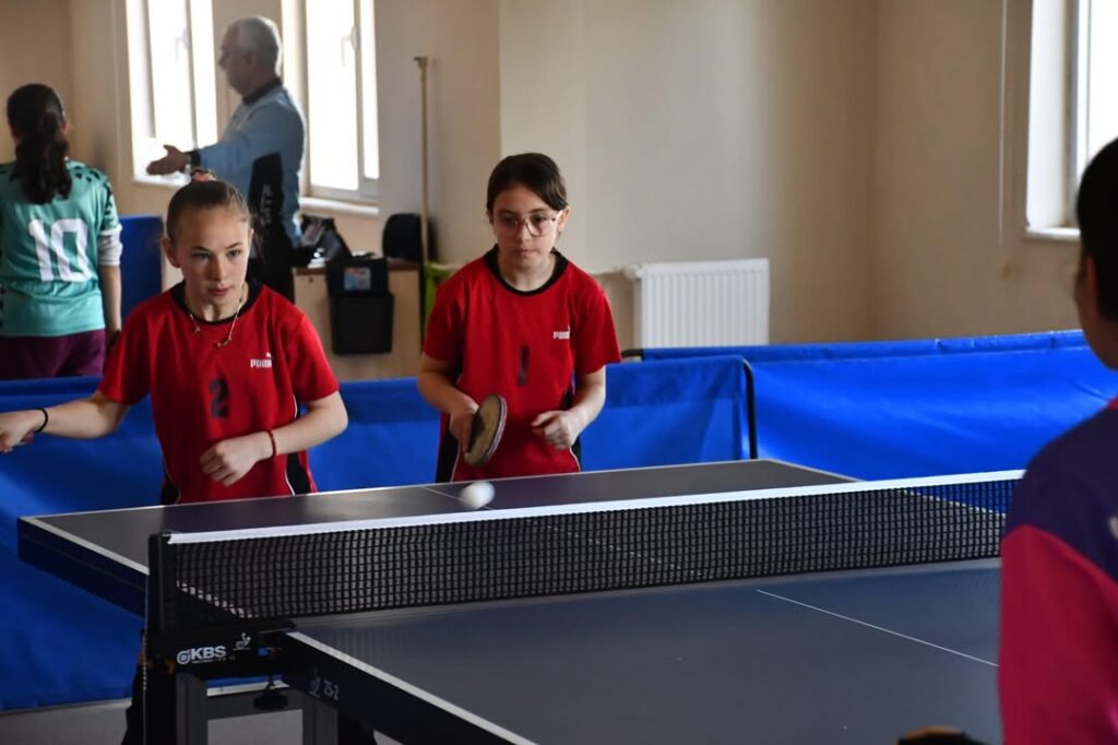 Afyonkarahisar Gençlik ve Spor İl Müdürlüğü’nün Okul Sporları Masa Tenisi Küçük Kızlar İl Birinciliği Müsabakaları