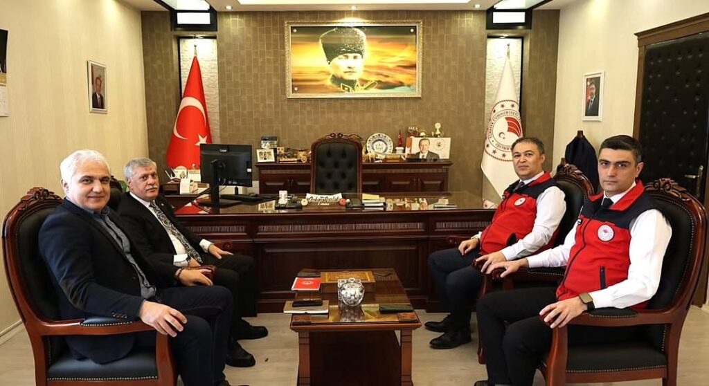 Gıda ve Kontrol Genel Müdür Yardımcısı Doç. Dr. Yunus BAYRAM, İl Müdürü Özkan PARLAK’ı Ziyaret Etti