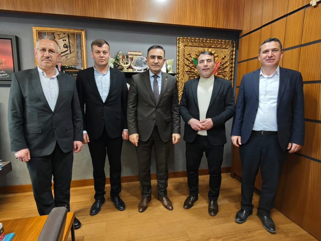 Gazi Meclisi’nde Bir Araya Gelen Belediye Başkanlarıyla Verimli Görüşme