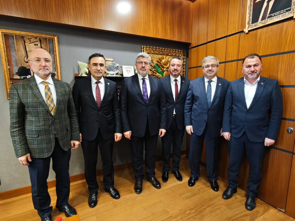 Ak Parti Milletvekili Hasan Arslan, TBMM’de Şehir Temsilcileriyle Buluştu