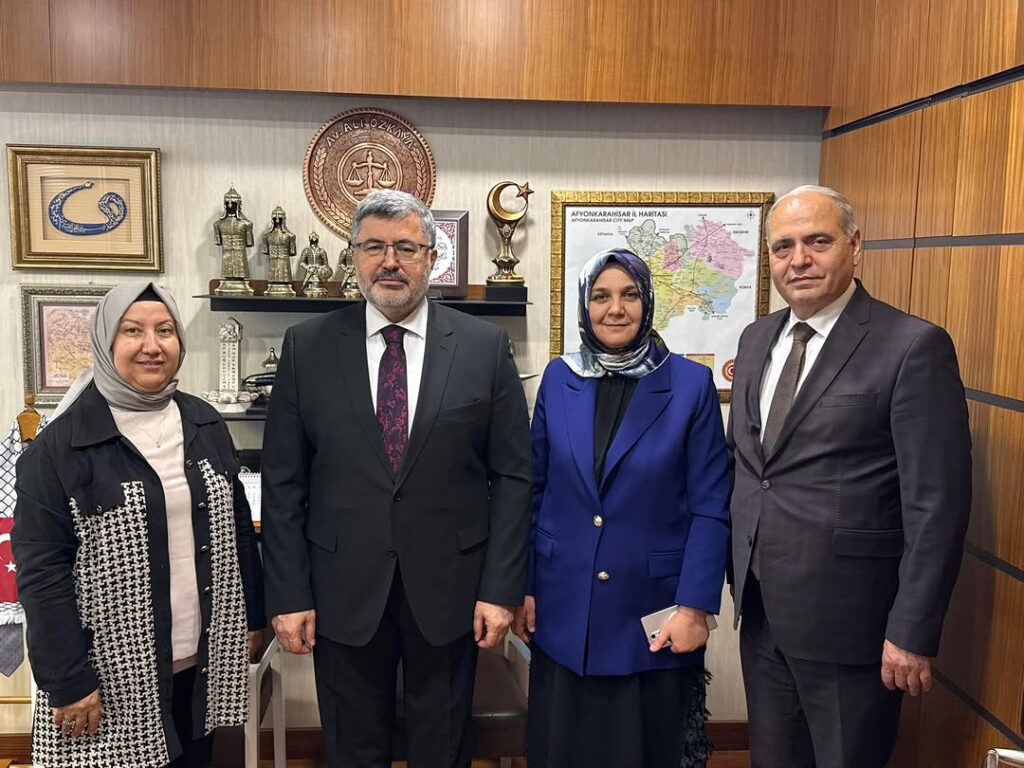 Afyonkarahisar İhsaniye Belediye Başkanı Emine Gökçe ve İscehisar Belediye Başkanı Seyhan Kılıçarslan Gazi Meclisimizde Misafir Edildi