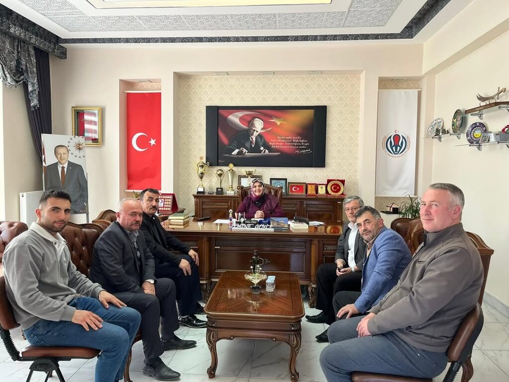 İhsaniye Belediye Başkanı Emine Gökçe’ye İyi Parti İlçe Teşkilatından Ziyaret
